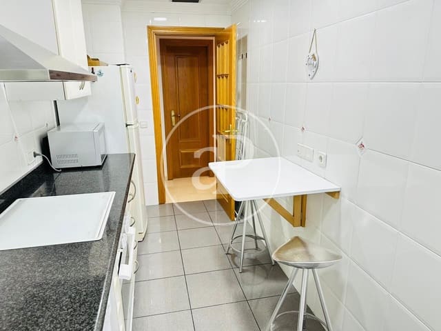 2 sypialnia Apartament do wynajęcia w Mestalla, Miasto Walencja z basenem - 1 900 € (Ref: 9491503)