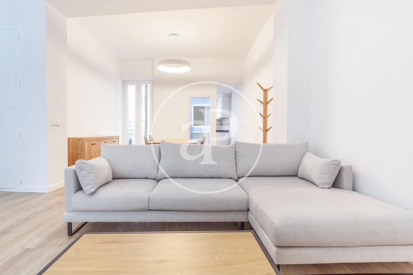 2 bedroom Apartment for rent in Valencia city - € 1,600 (Ref: 9495351)