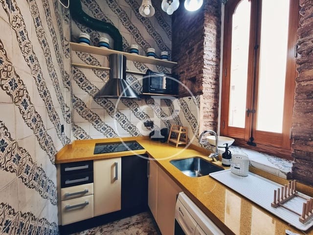 Apartment for rent in El Pilar, Valencia city - € 1,200 (Ref: 9495352)