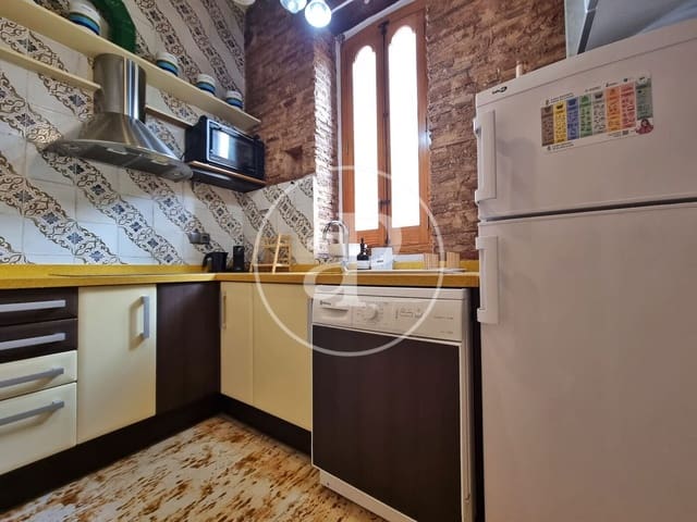 Apartment for rent in El Pilar, Valencia city - € 1,200 (Ref: 9495352)