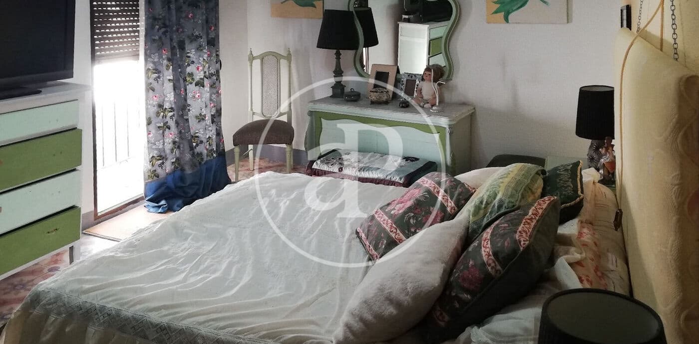 4 soveværelse Villa til salg i Callosa d'En Sarria - € 245.000 (Ref: 9495353)