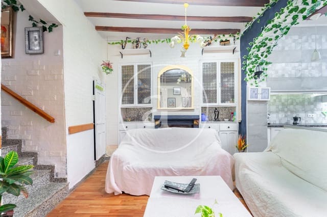 4 bedroom Villa for sale in Callosa d'En Sarrià - € 220,000 (Ref: 9495353)