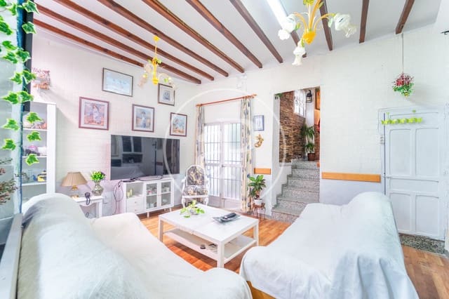 4 bedroom Villa for sale in Callosa d'En Sarrià - € 220,000 (Ref: 9495353)