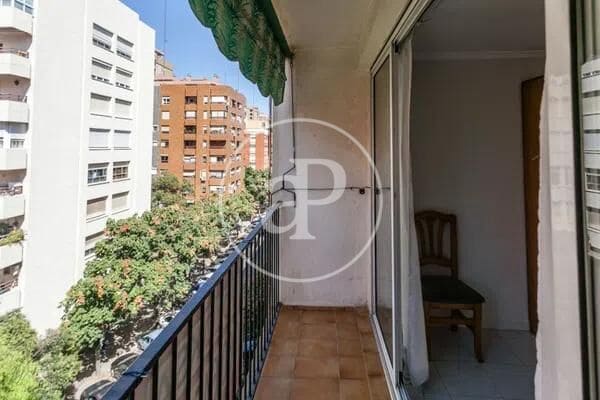 4 sypialnia Apartament do wynajęcia w Miasto Walencja - 1 800 € (Ref: 9495354)