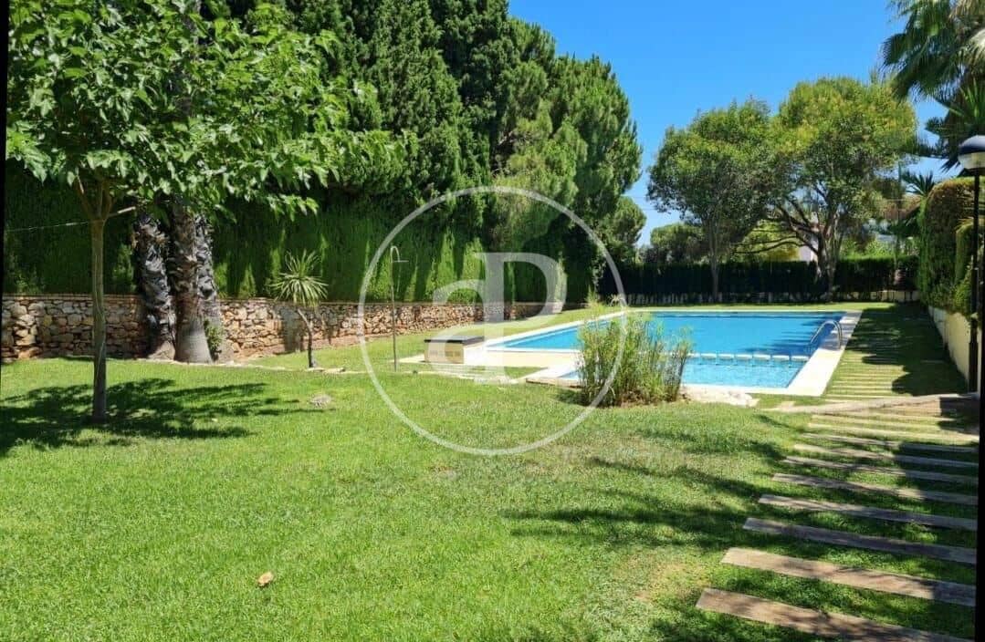 4 makuuhuone Huvila vuokrattavana paikassa Campolivar mukana uima-altaan - 3 000 € (Ref: 9497300)