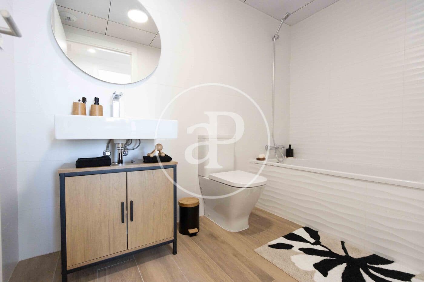 2 bedroom Apartment for sale in Valencia city with pool - € 460,000 (Ref: 9497301)