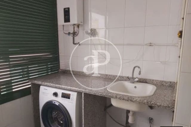 Apartamento de 3 habitaciones en Ciutat de les Arts i de les Ciencies, València ciudad en alquiler - 1.750 € (Ref: 9497302)