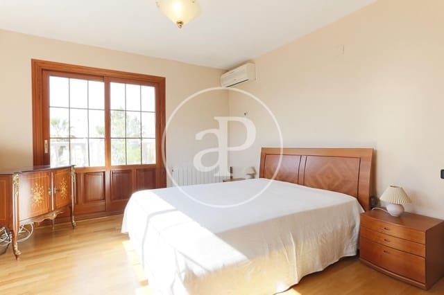 4 makuuhuone Huvila vuokrattavana paikassa La Pobla de Farnals mukana uima-altaan - 4 500 € (Ref: 9497303)