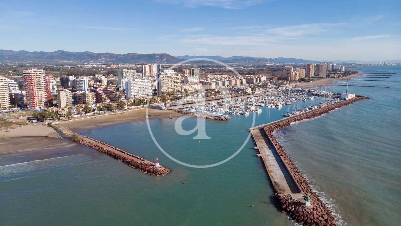 4 makuuhuone Huvila vuokrattavana paikassa La Pobla de Farnals mukana uima-altaan - 4 500 € (Ref: 9497303)