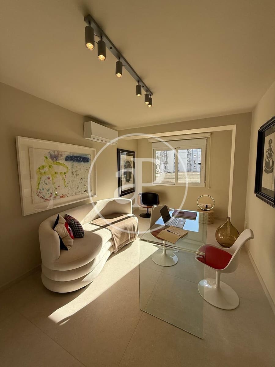 3 makuuhuone Huoneisto vuokrattavana paikassa Valencia kaupunki - 3 200 € (Ref: 9497306)