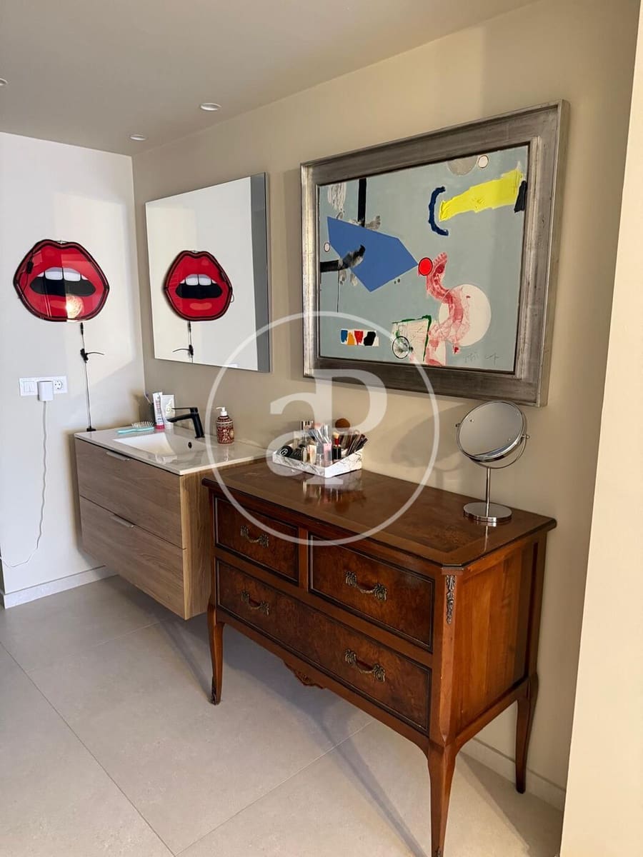 3 makuuhuone Huoneisto vuokrattavana paikassa Valencia kaupunki - 3 200 € (Ref: 9497306)