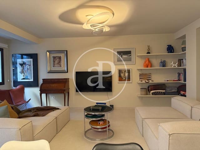 3 makuuhuone Huoneisto vuokrattavana paikassa La Gran Via, Valencia kaupunki - 3 200 € (Ref: 9497306)