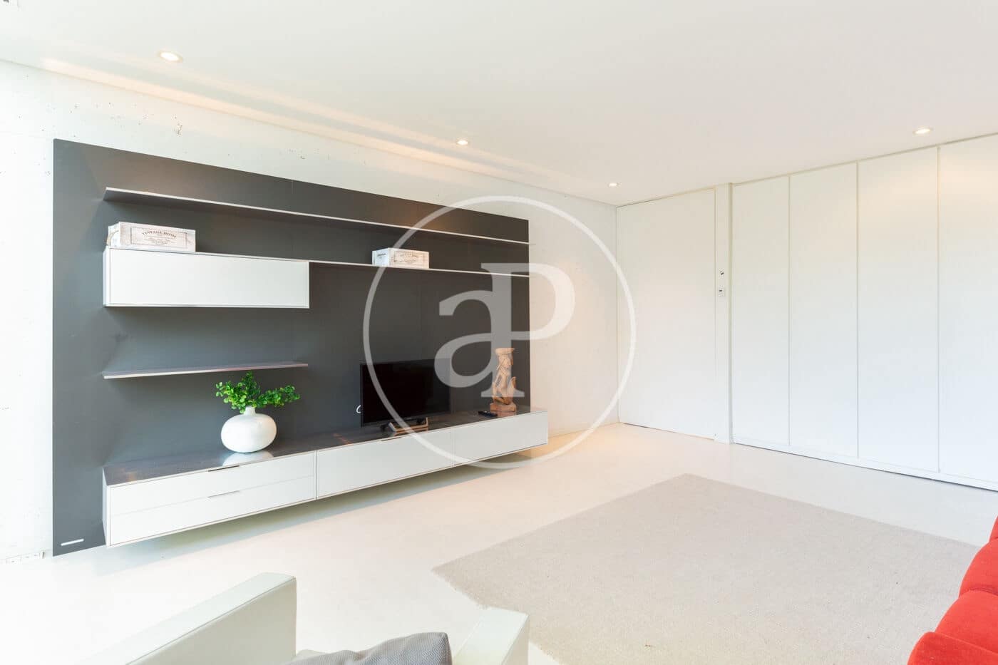 Chalet de 4 habitaciones en Bétera en alquiler con piscina - 4.500 € (Ref: 9502447)