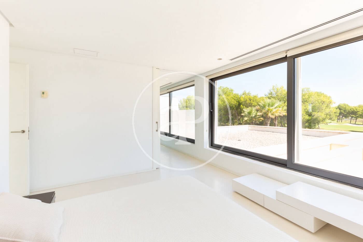 Chalet de 4 habitaciones en Bétera en alquiler con piscina - 4.500 € (Ref: 9502447)