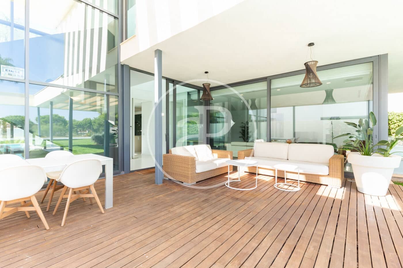 Chalet de 4 habitaciones en Bétera en alquiler con piscina - 4.500 € (Ref: 9502447)