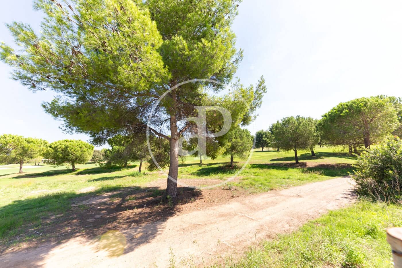 Chalet de 4 habitaciones en Bétera en alquiler con piscina - 4.500 € (Ref: 9502447)