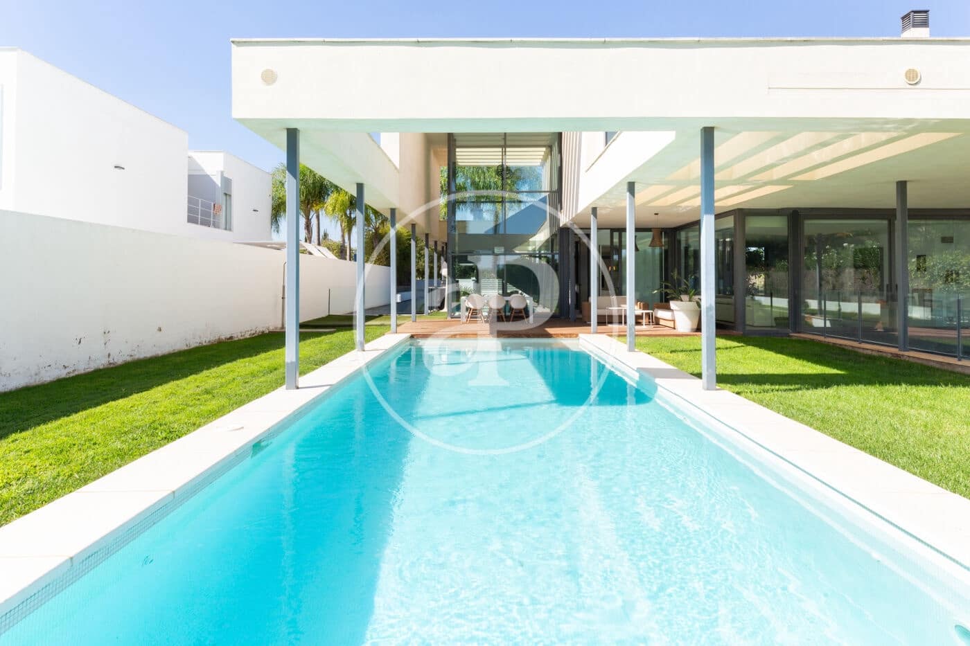 Chalet de 4 habitaciones en Bétera en alquiler con piscina - 4.500 € (Ref: 9502447)