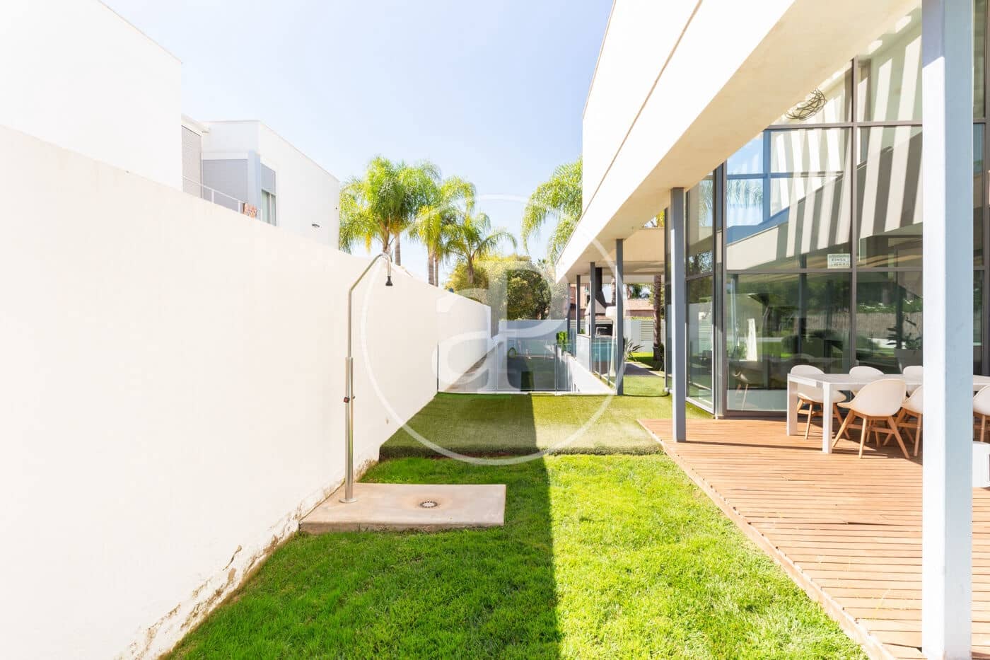 Chalet de 4 habitaciones en Bétera en alquiler con piscina - 4.500 € (Ref: 9502447)