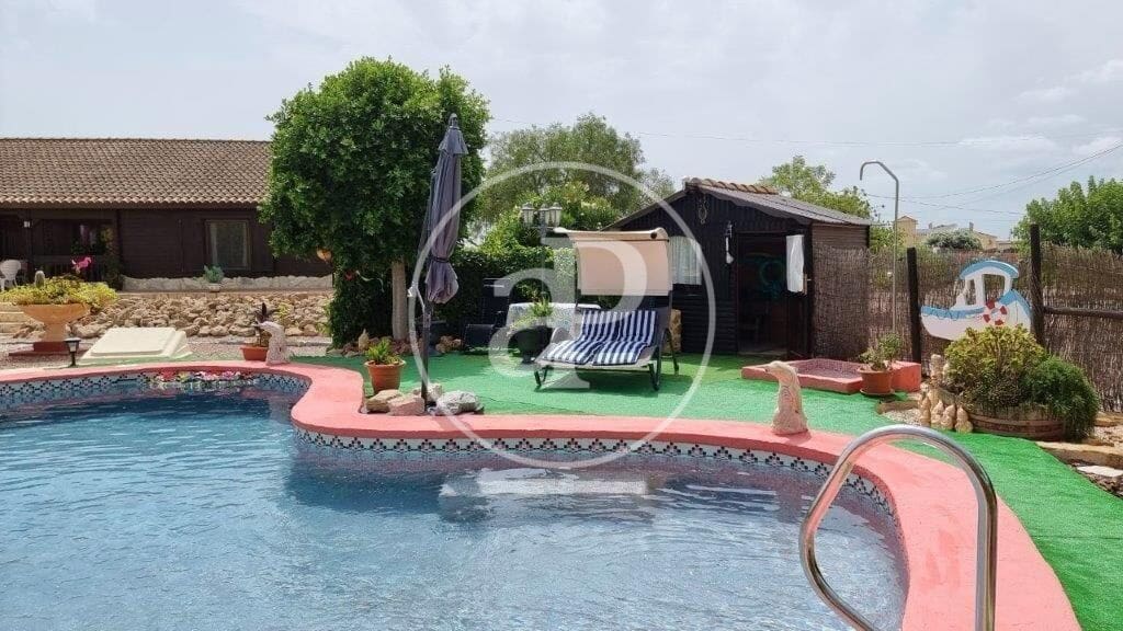 4 soveværelse Villa til salg i Callosa de Segura med swimmingpool - € 829.000 (Ref: 9502448)