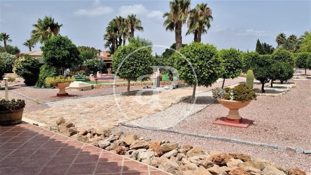 4 soveværelse Villa til salg i Callosa de Segura med swimmingpool - € 829.000 (Ref: 9502448)