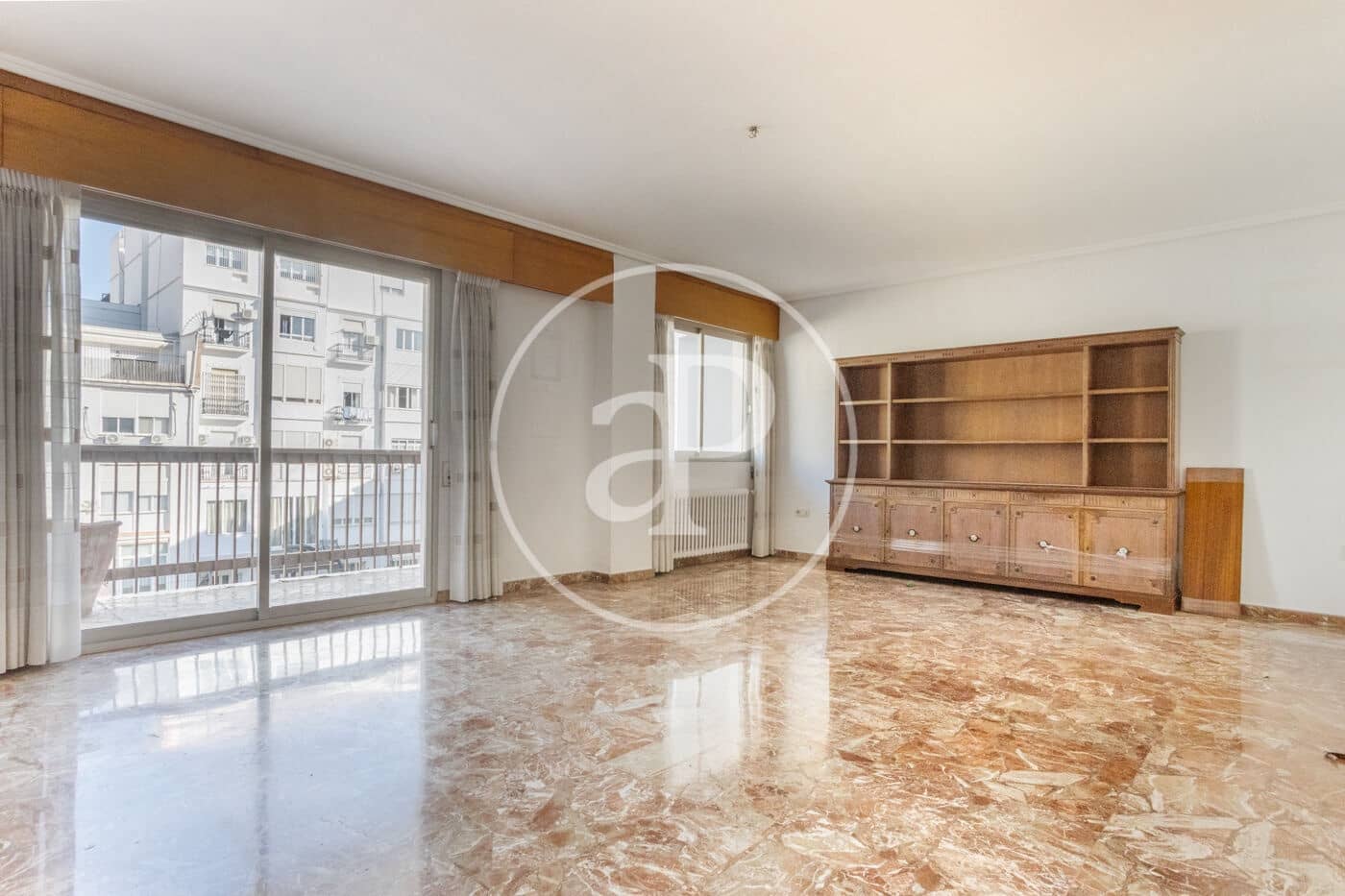 5 bedroom Apartment for sale in Valencia city - € 1,350,000 (Ref: 9504359)