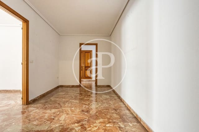 5 bedroom Apartment for sale in El Pla del Remei, Valencia city - € 1,350,000 (Ref: 9504359)