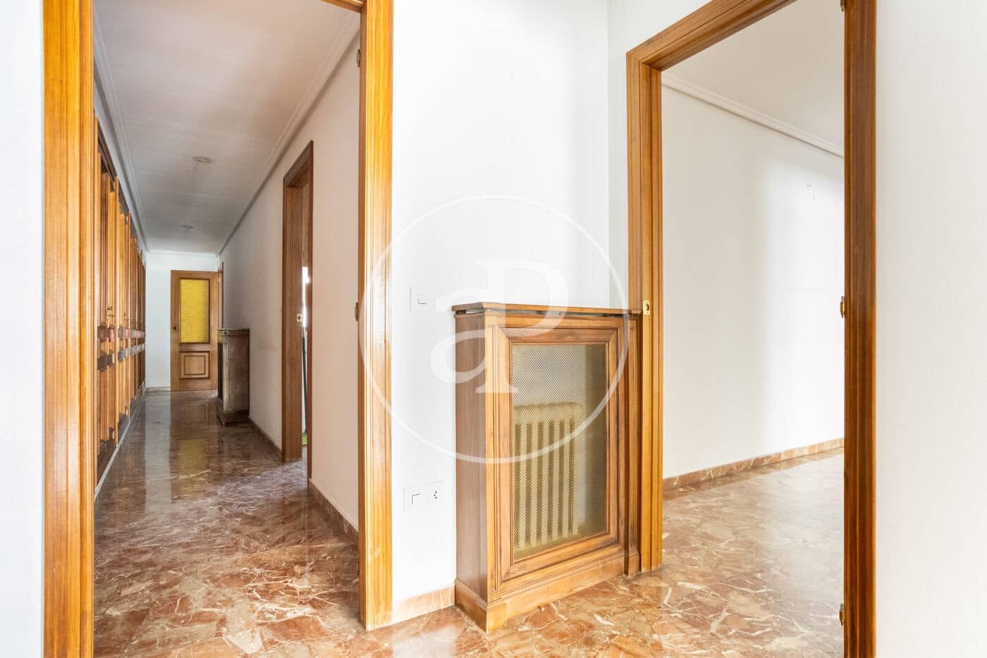 5 bedroom Apartment for sale in Valencia city - € 1,350,000 (Ref: 9504359)