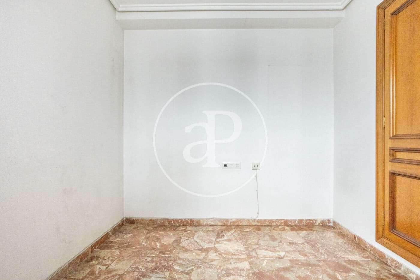 5 bedroom Apartment for sale in Valencia city - € 1,350,000 (Ref: 9504359)