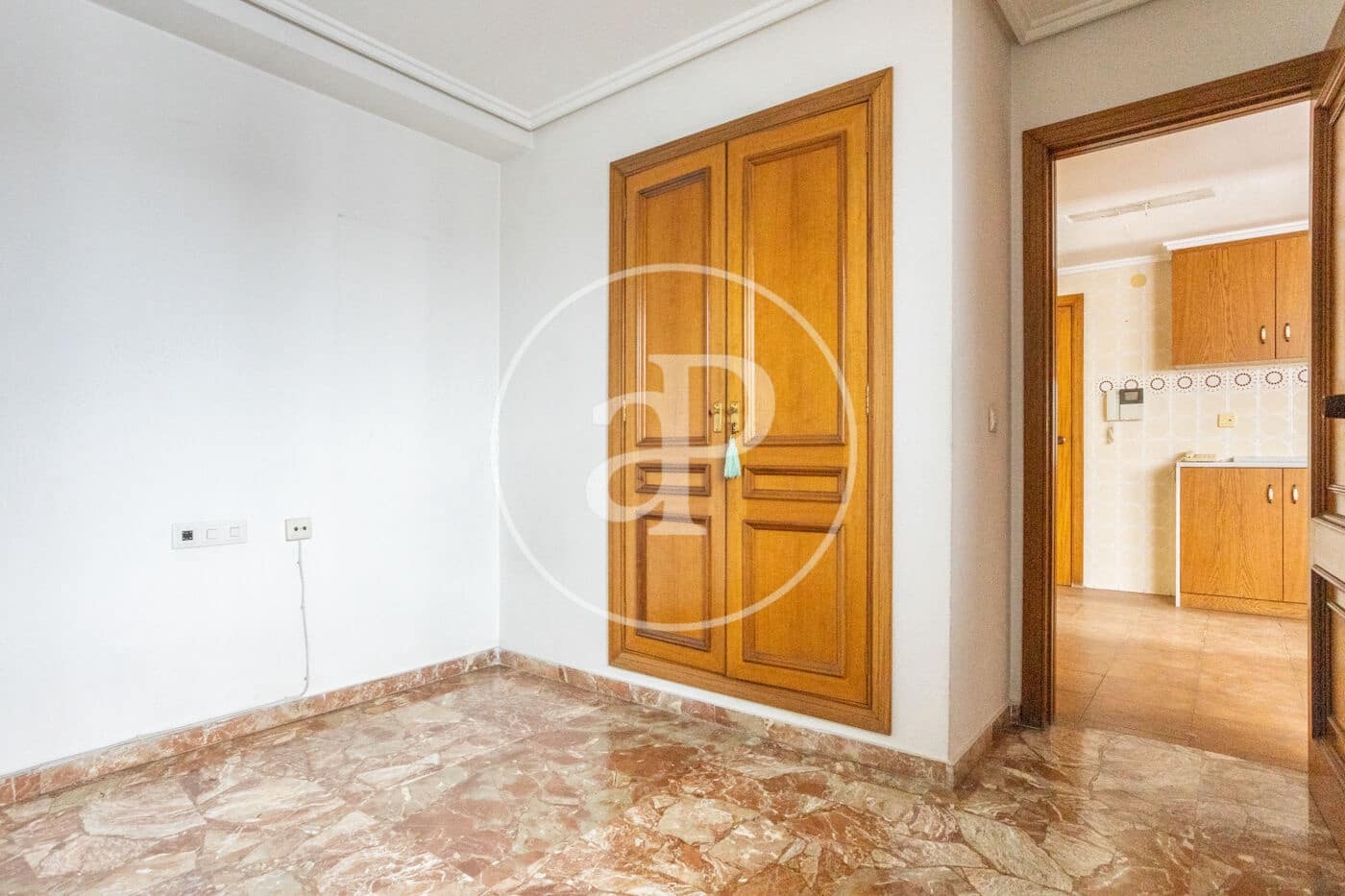 5 bedroom Apartment for sale in Valencia city - € 1,350,000 (Ref: 9504359)