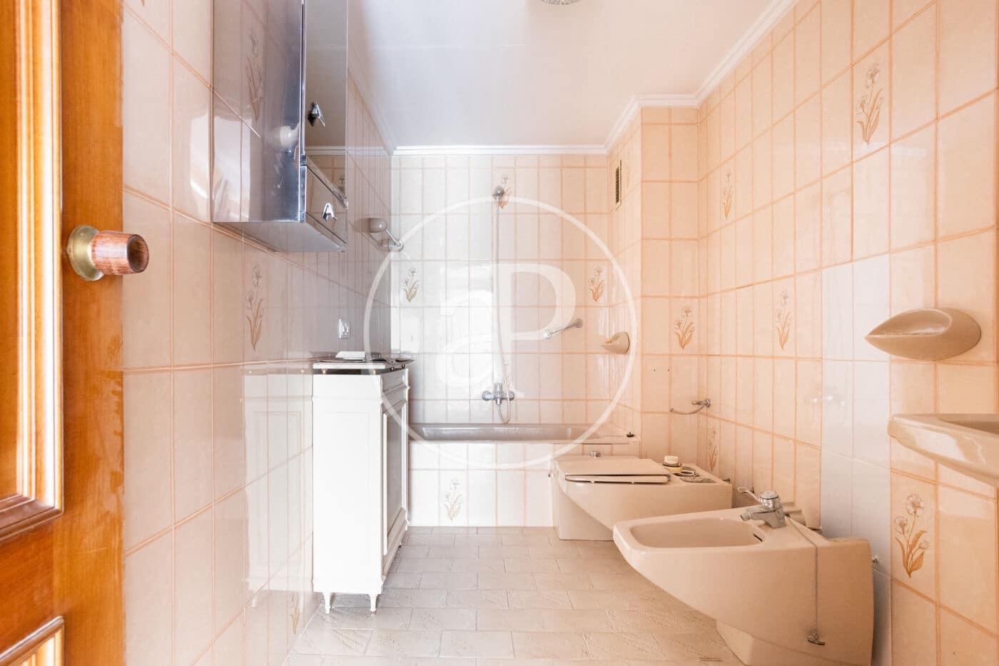 5 bedroom Apartment for sale in Valencia city - € 1,350,000 (Ref: 9504359)