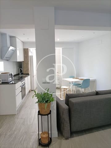 Lejlighed til leje i El Calvari, Valencia by - € 1.300 (Ref: 9504360)