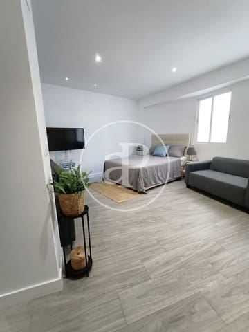 Lejlighed til leje i El Calvari, Valencia by - € 1.300 (Ref: 9504360)