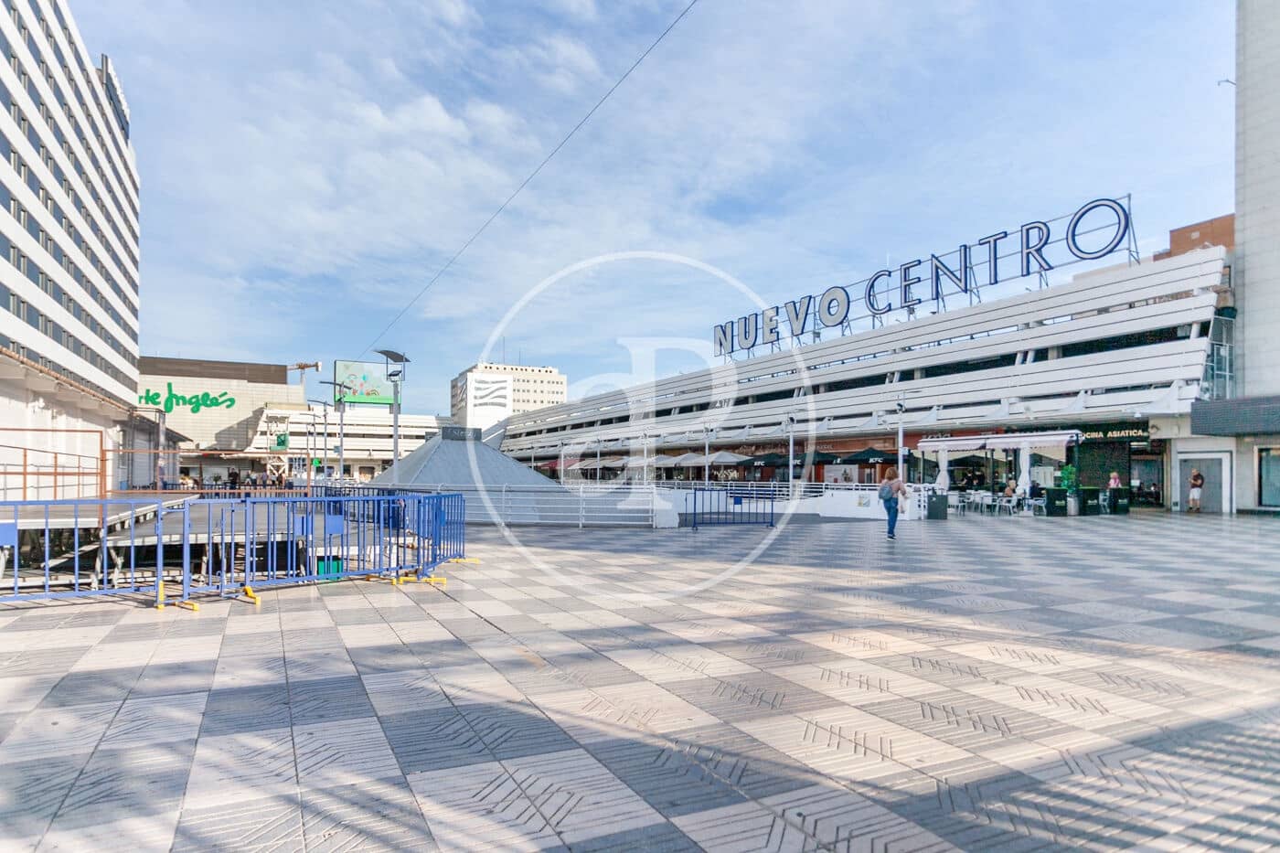 Lejlighed til leje i Valencia by - € 1.300 (Ref: 9504360)