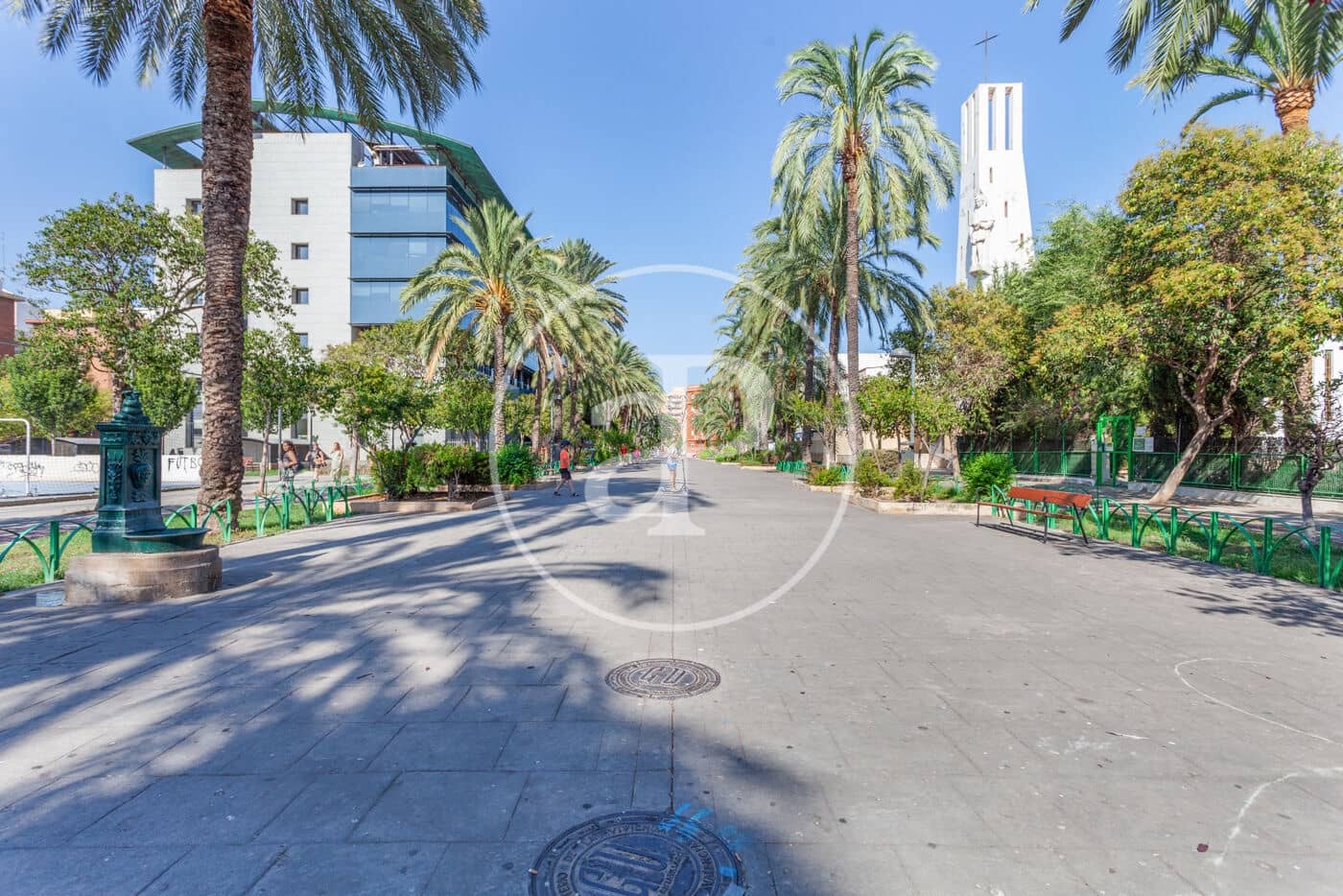 Lejlighed til leje i Valencia by - € 1.300 (Ref: 9504360)