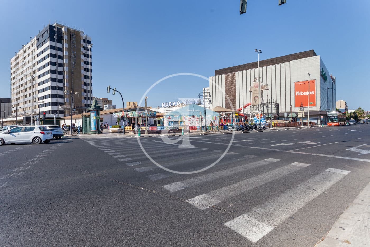 Lejlighed til leje i Valencia by - € 1.300 (Ref: 9504360)