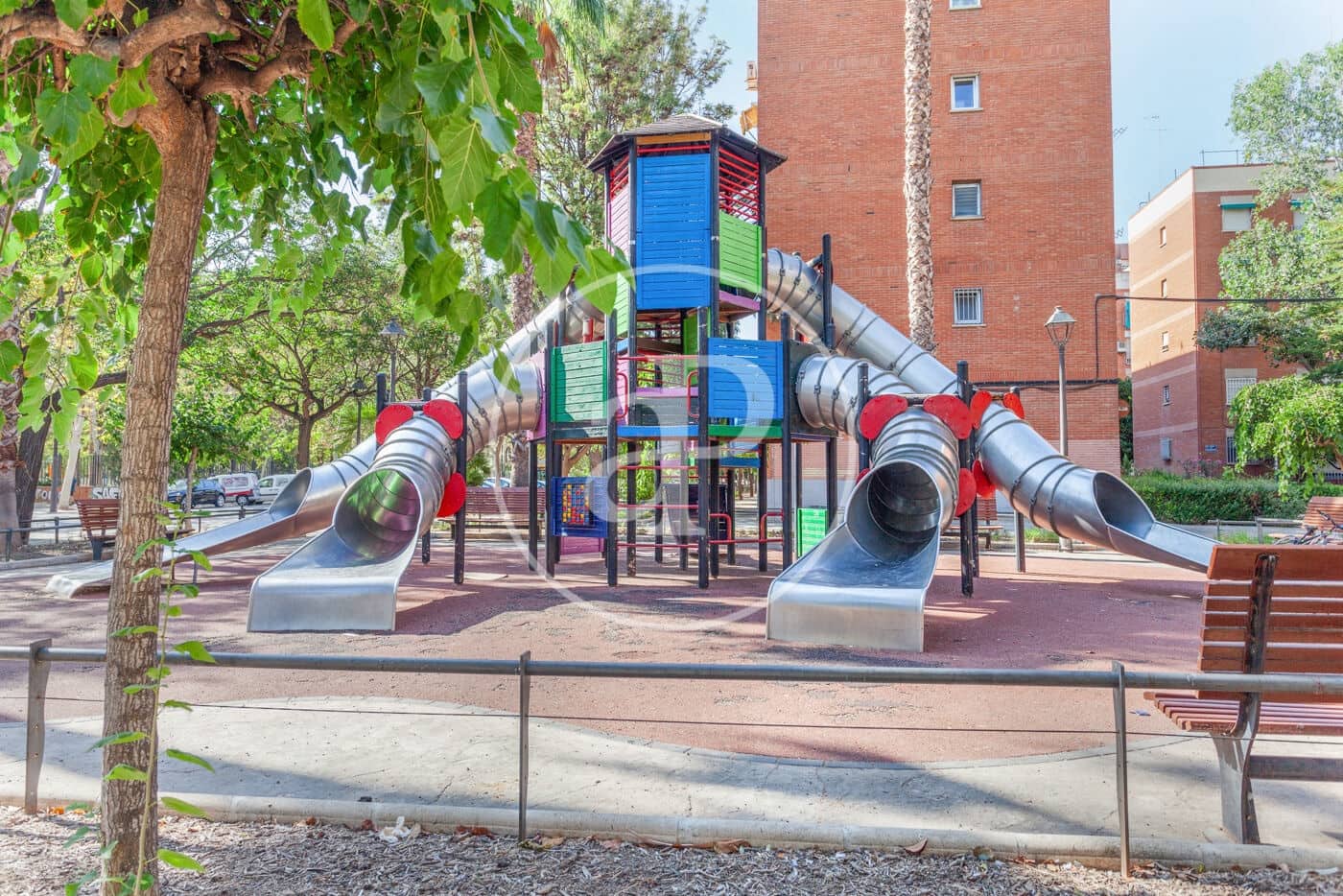 Lejlighed til leje i Valencia by - € 1.300 (Ref: 9504360)