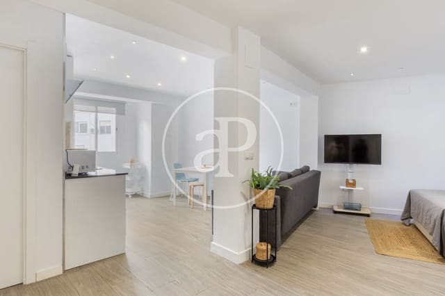 Lejlighed til leje i El Calvari, Valencia by - € 1.200 (Ref: 9504360)