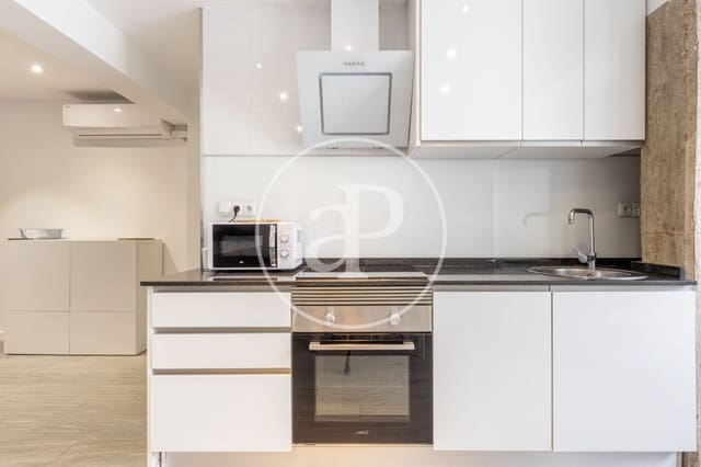 Lejlighed til leje i El Calvari, Valencia by - € 1.200 (Ref: 9504360)