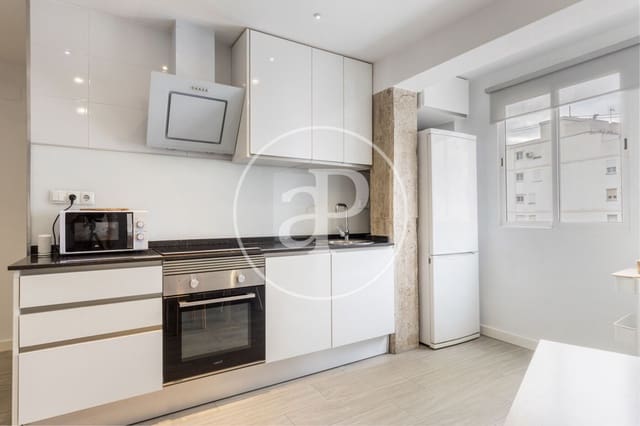 Lejlighed til leje i El Calvari, Valencia by - € 1.200 (Ref: 9504360)