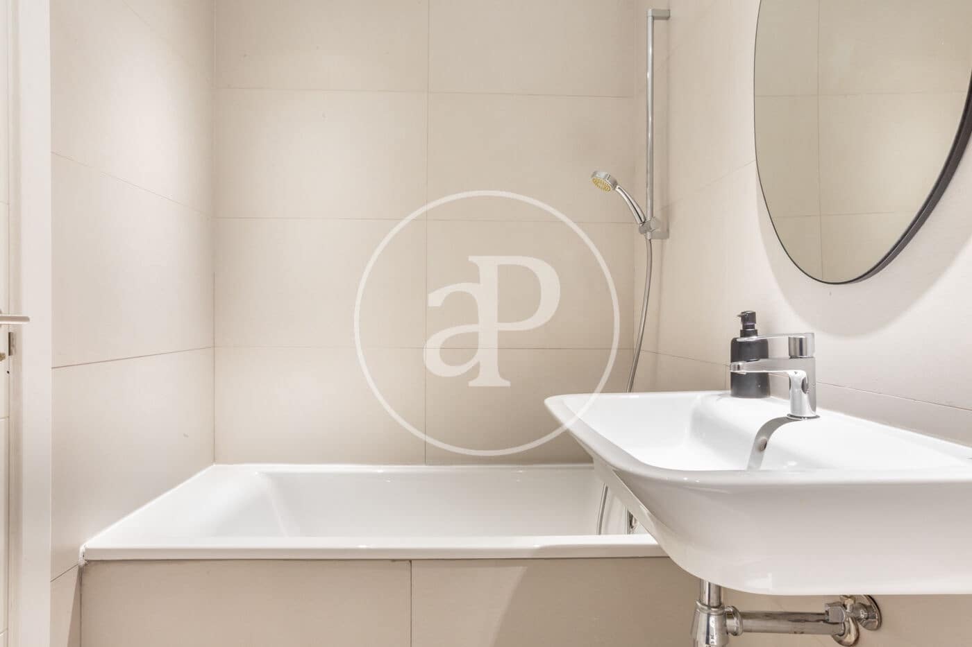 3 chambre Appartement à vendre à Valence ville avec piscine - 750 000 € (Ref: 9504362)