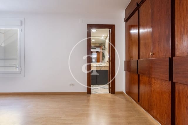 2 bedroom Apartment for rent in Sant Francesc, Valencia city - € 1,950 (Ref: 9508948)