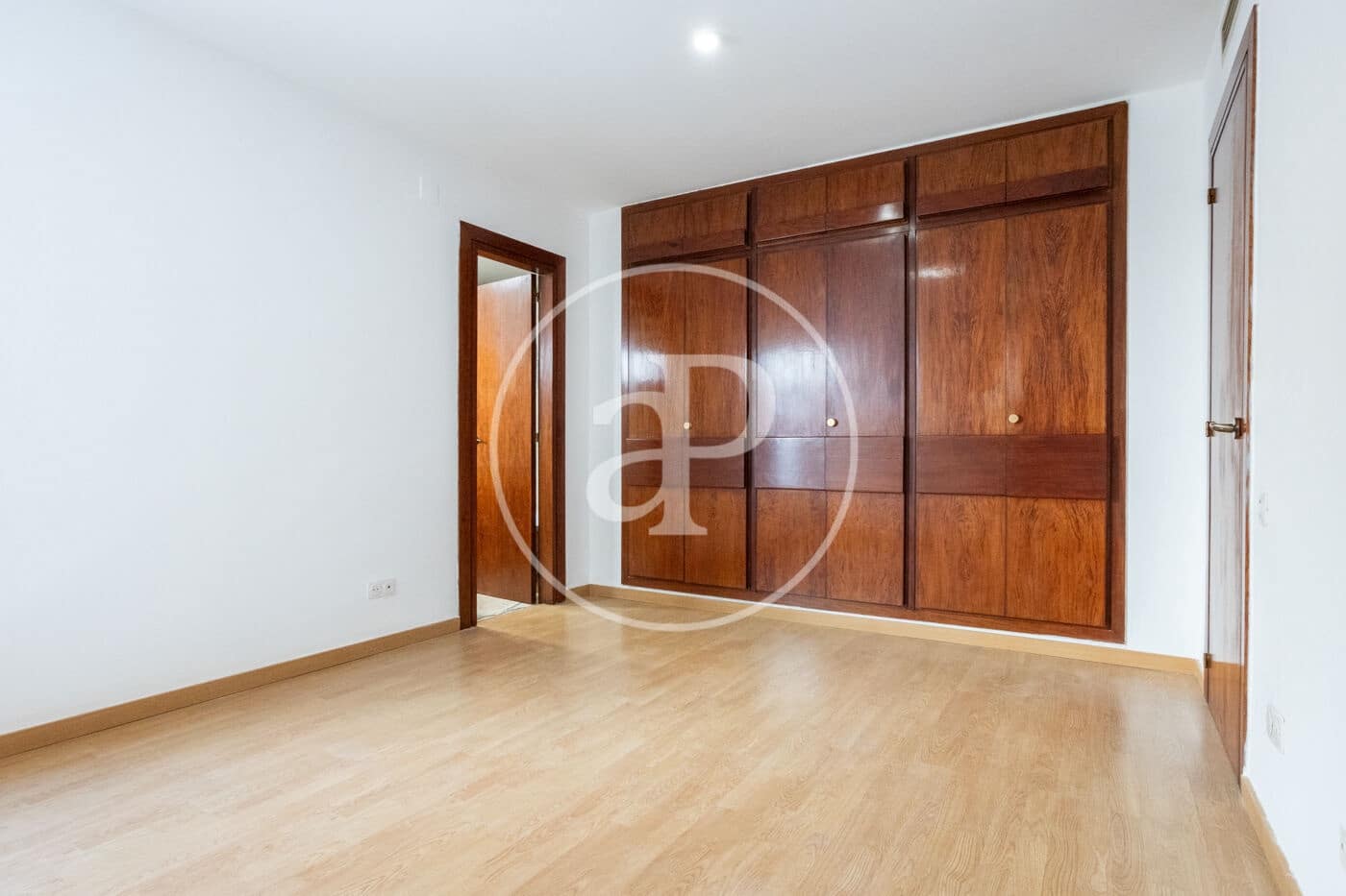 2 bedroom Apartment for rent in Valencia city - € 1,950 (Ref: 9508948)