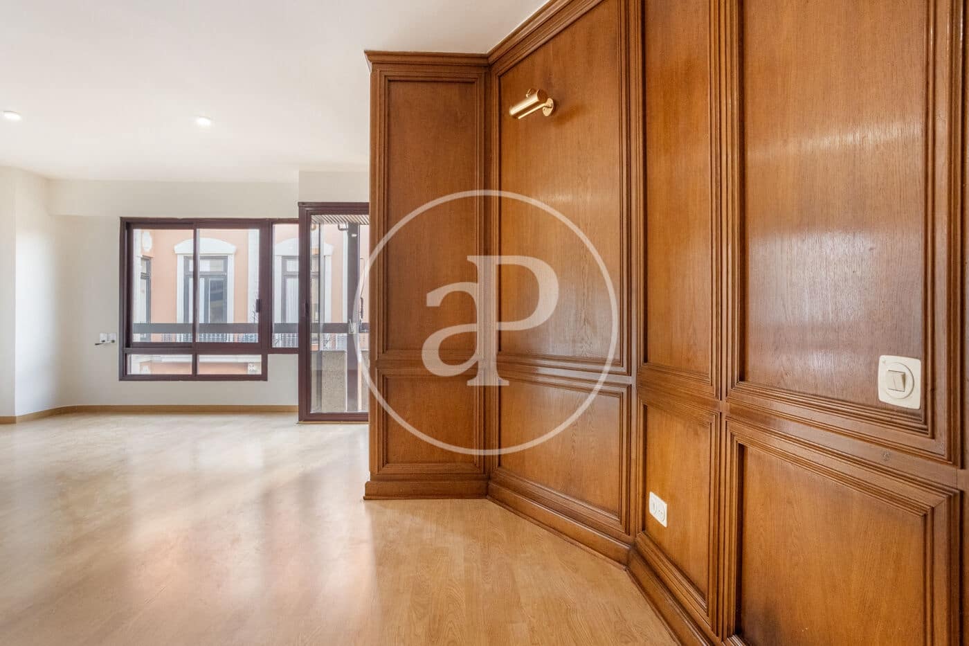 2 bedroom Apartment for rent in Valencia city - € 1,950 (Ref: 9508948)