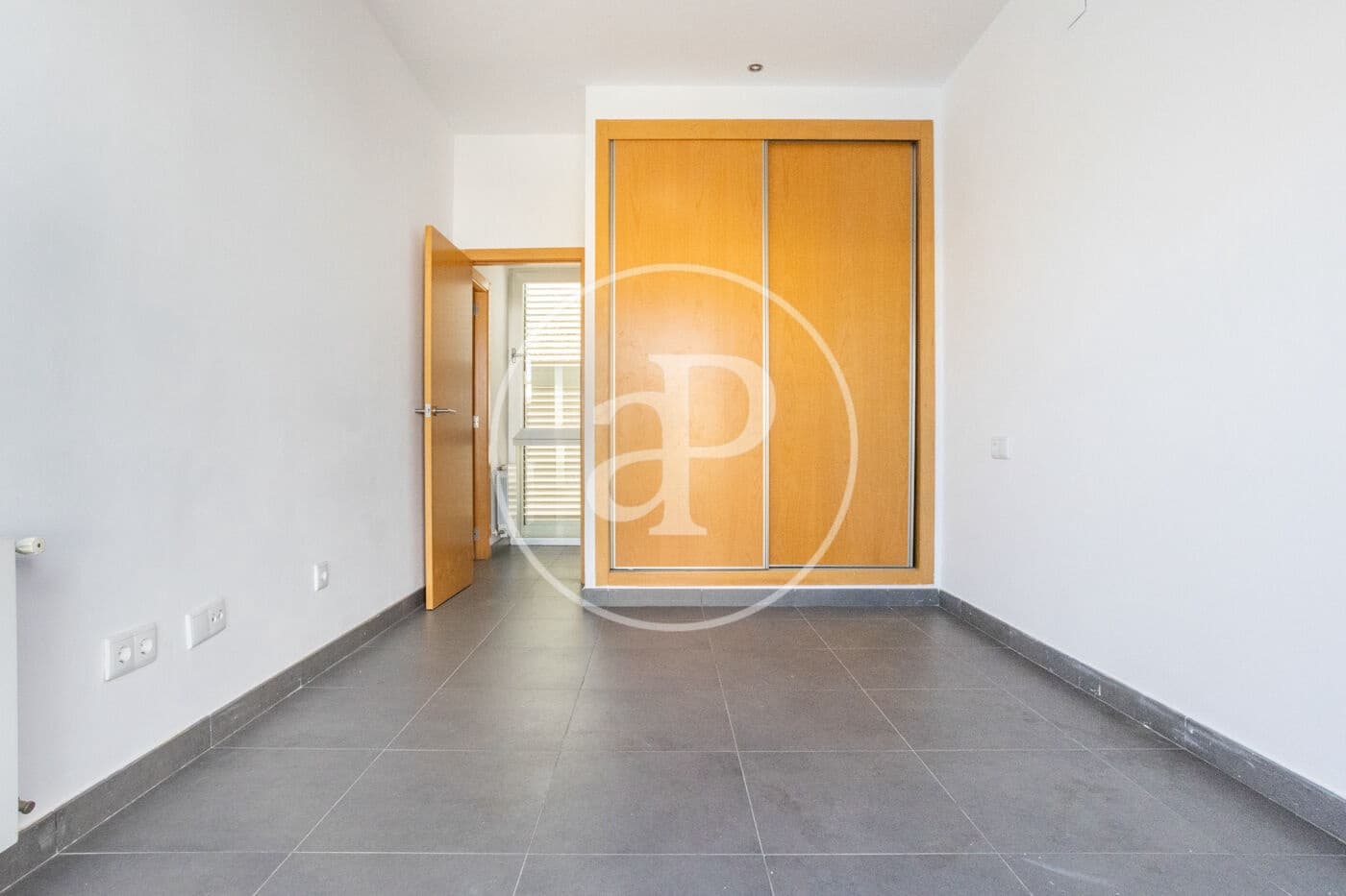 4 slaapkamer Villa te koop in Moncada met zwembad - € 637.000 (Ref: 9508950)