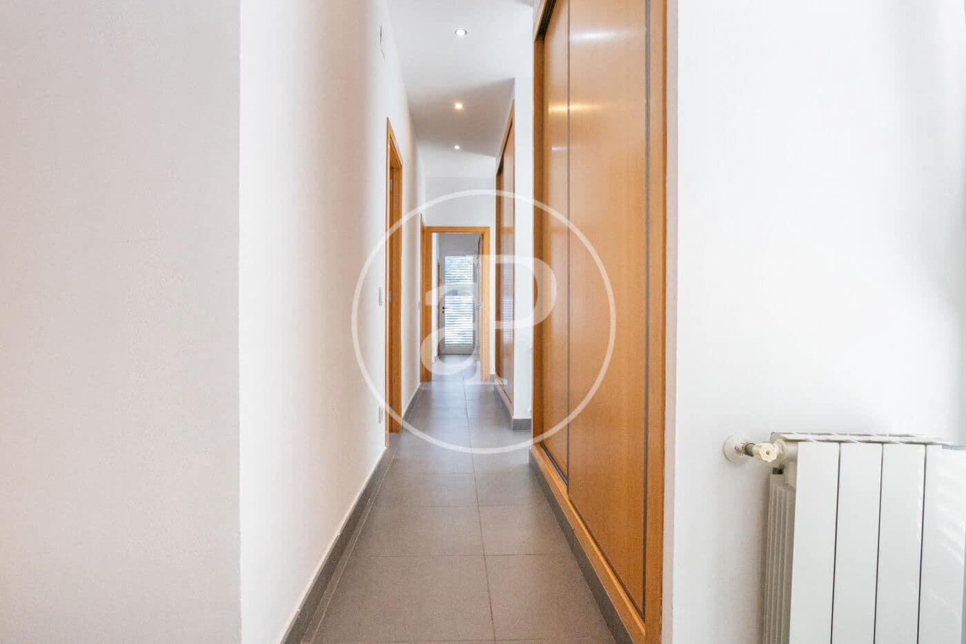 4 slaapkamer Villa te koop in Moncada met zwembad - € 637.000 (Ref: 9508950)