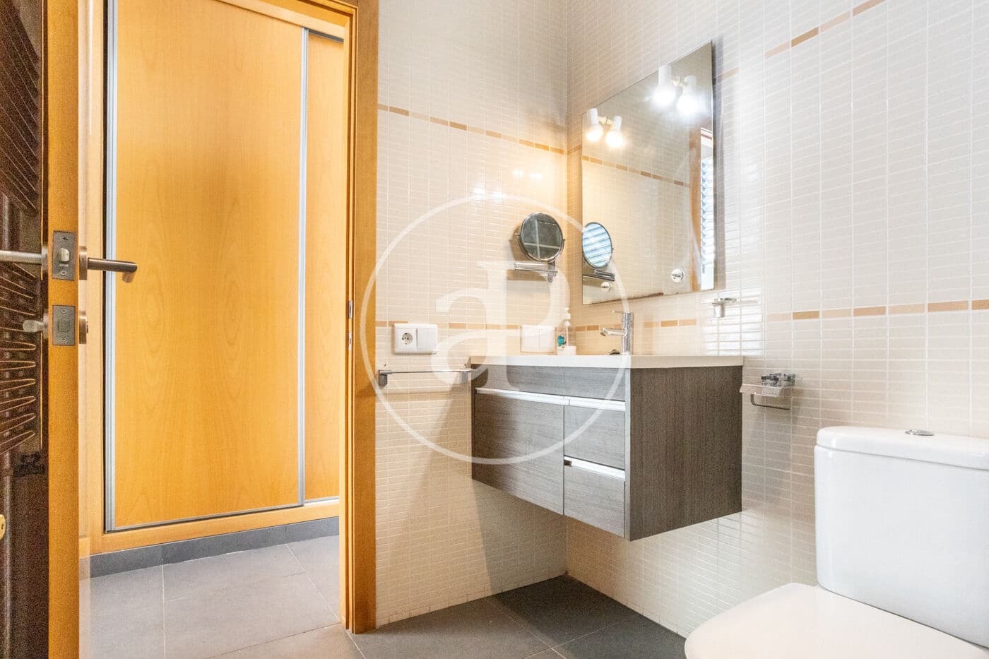 4 slaapkamer Villa te koop in Moncada met zwembad - € 637.000 (Ref: 9508950)