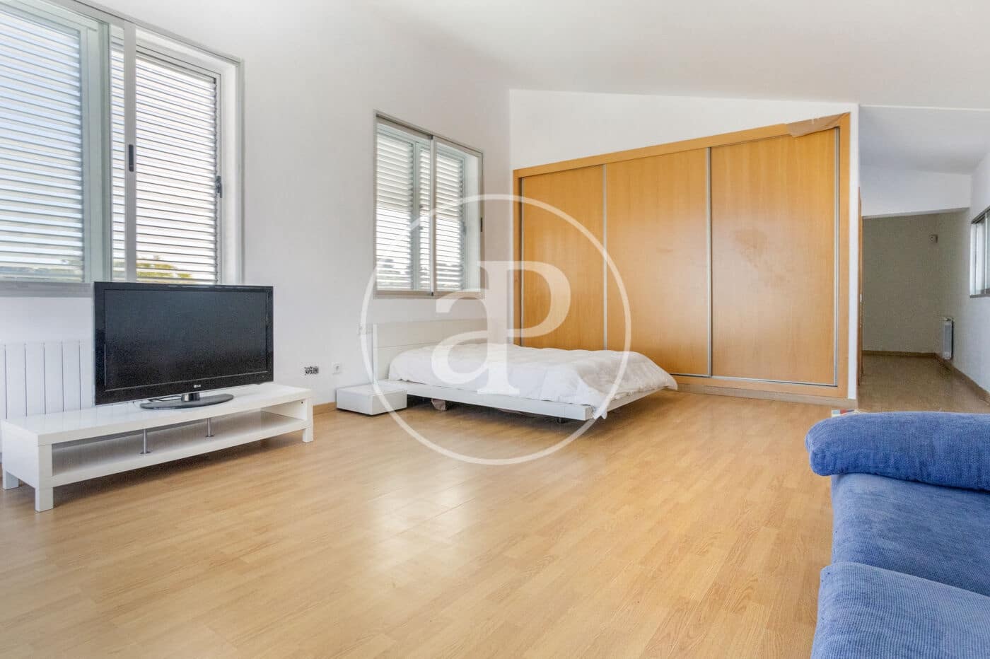 4 slaapkamer Villa te koop in Moncada met zwembad - € 637.000 (Ref: 9508950)