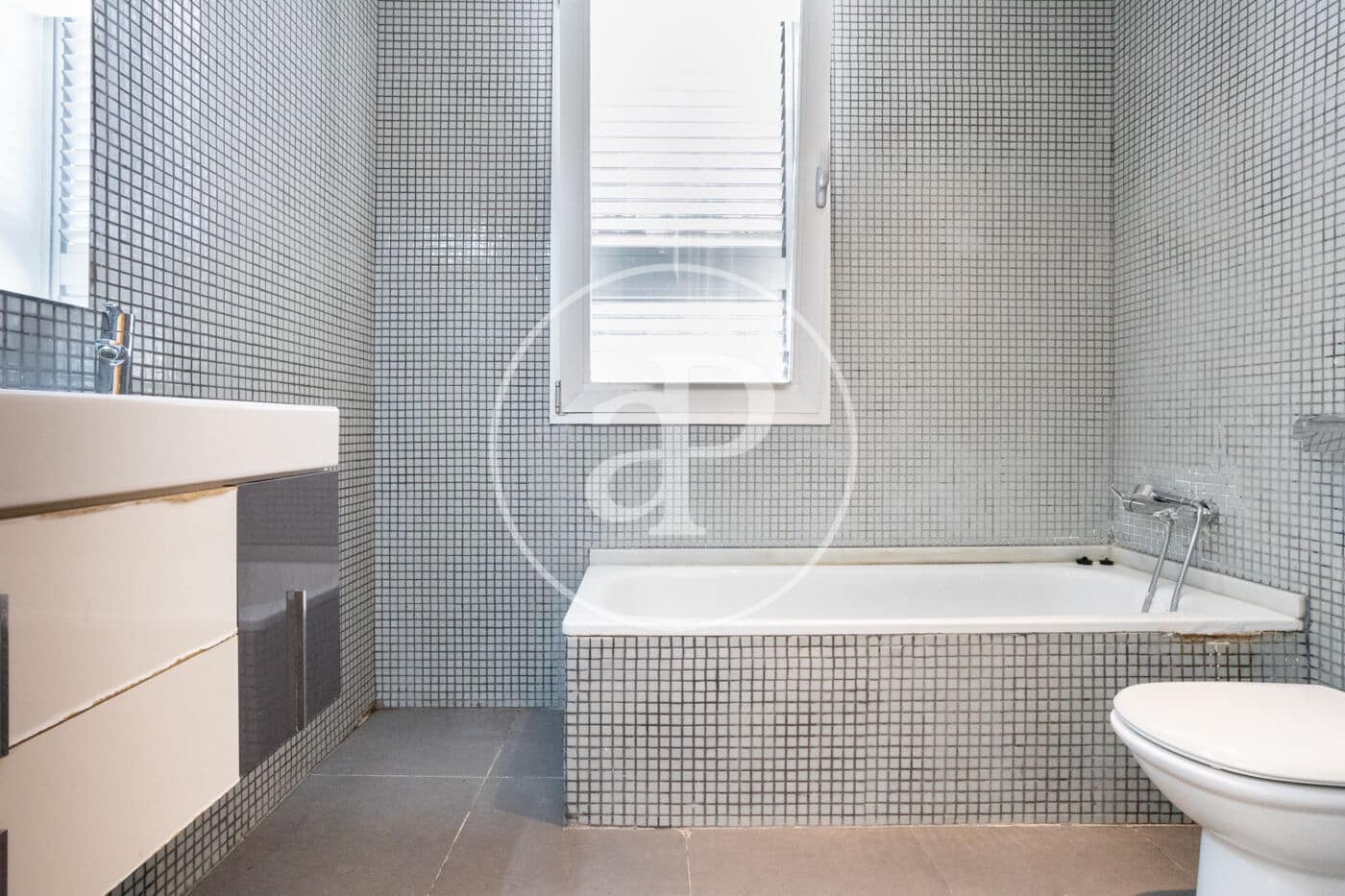 4 slaapkamer Villa te koop in Moncada met zwembad - € 637.000 (Ref: 9508950)