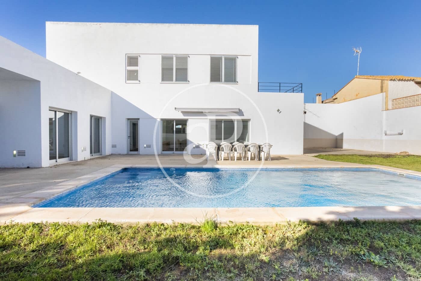 4 slaapkamer Villa te koop in Moncada met zwembad - € 637.000 (Ref: 9508950)