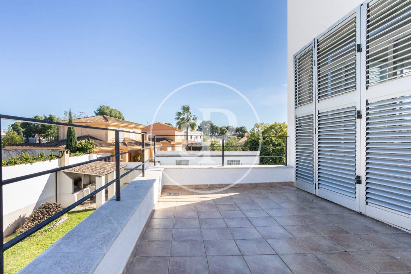 4 slaapkamer Villa te koop in Moncada met zwembad - € 637.000 (Ref: 9508950)